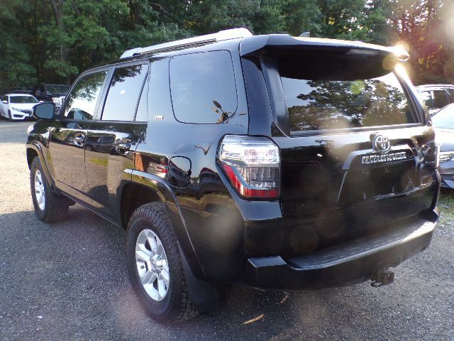 2016 Toyota 4Runner Image 6