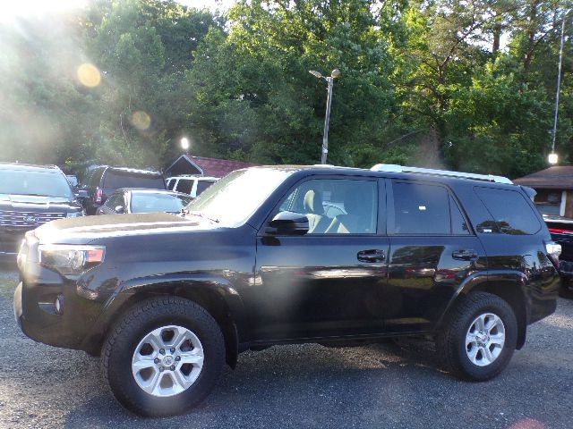 2016 Toyota 4Runner Image 7