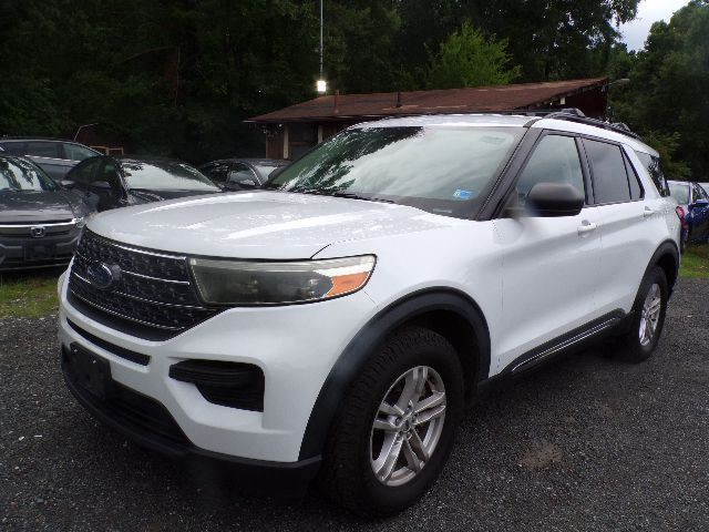 2020 Ford Explorer Image 1