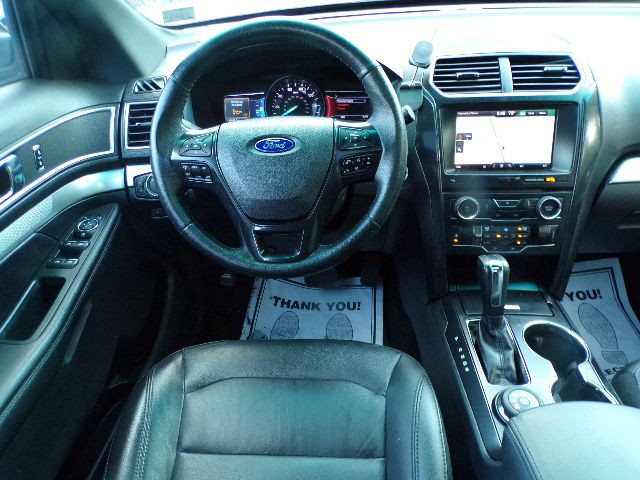 2016 Ford Explorer Image 13