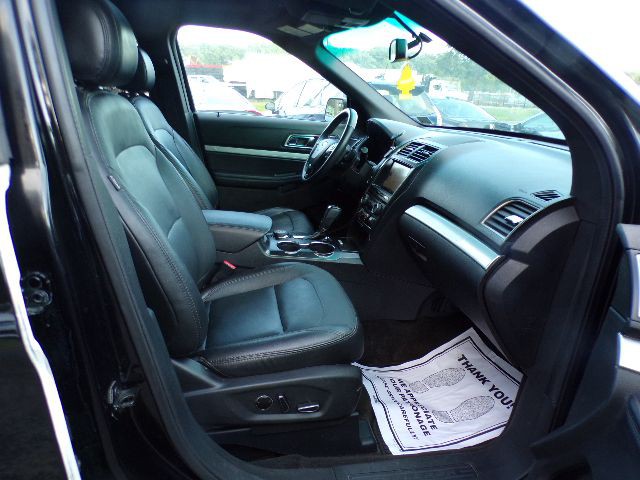 2016 Ford Explorer Image 15