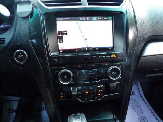 2016 Ford Explorer Image 17