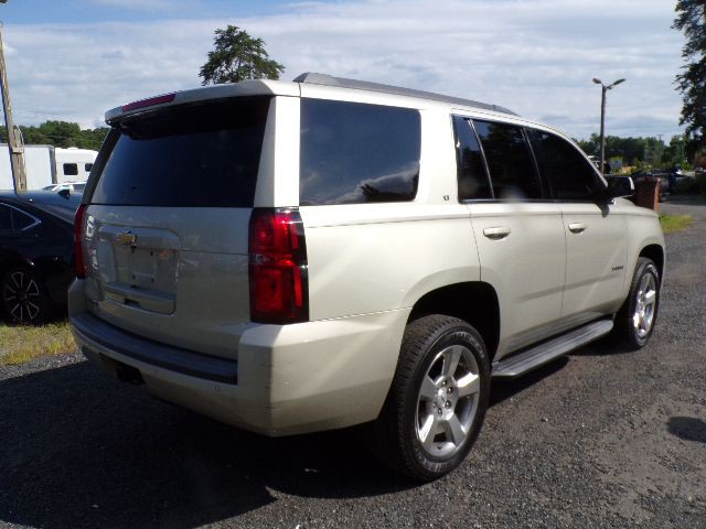 2016 Chevrolet Tahoe Image 4