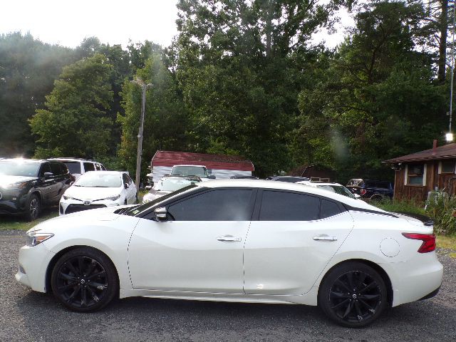 2017 Nissan Maxima Image 7