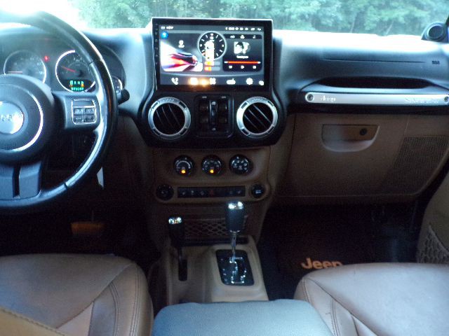 2014 Jeep Wrangler Unlimited Image 12