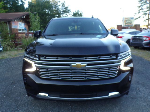 2021 Chevrolet Suburban Image 2
