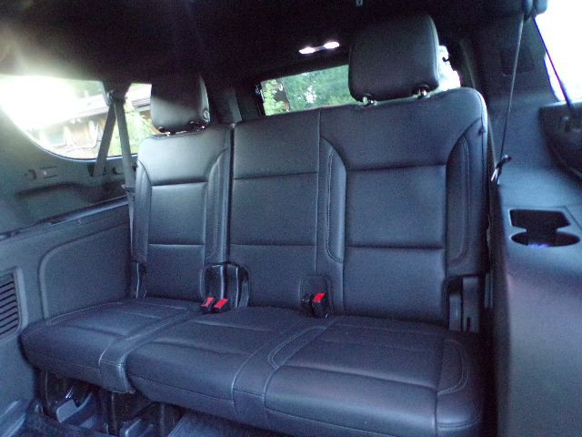2021 Chevrolet Suburban Image 11