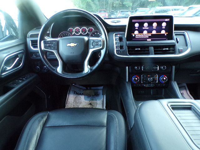 2021 Chevrolet Suburban Image 12