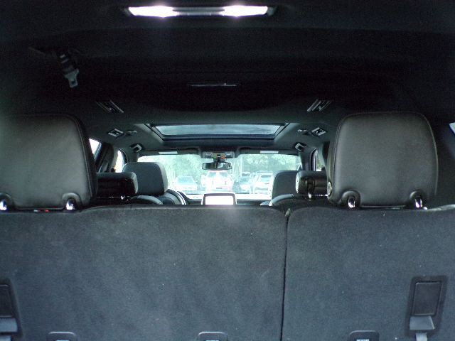 2021 Chevrolet Suburban Image 17