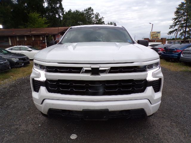 2022 Chevrolet Silverado 1500 Image 2