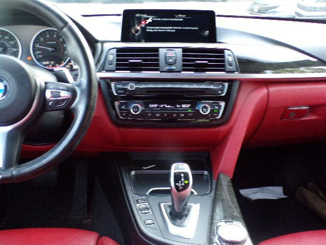 2016 BMW 4 Series Image 12