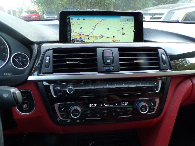 2016 BMW 4 Series Image 17