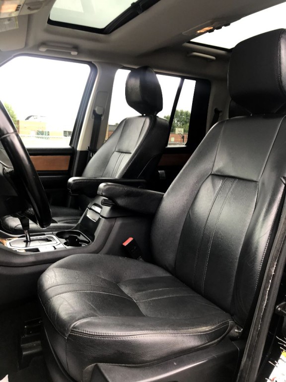 2012 Land Rover LR4 Image 18