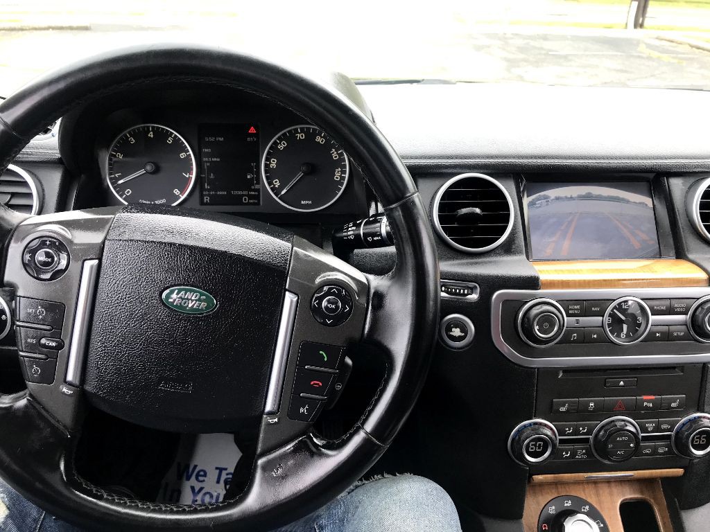 2012 Land Rover LR4 Image 19