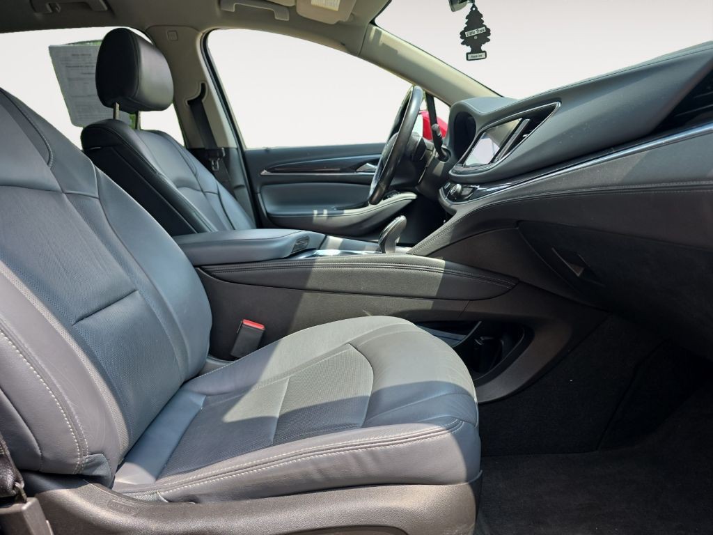2018 Buick Enclave Image 15