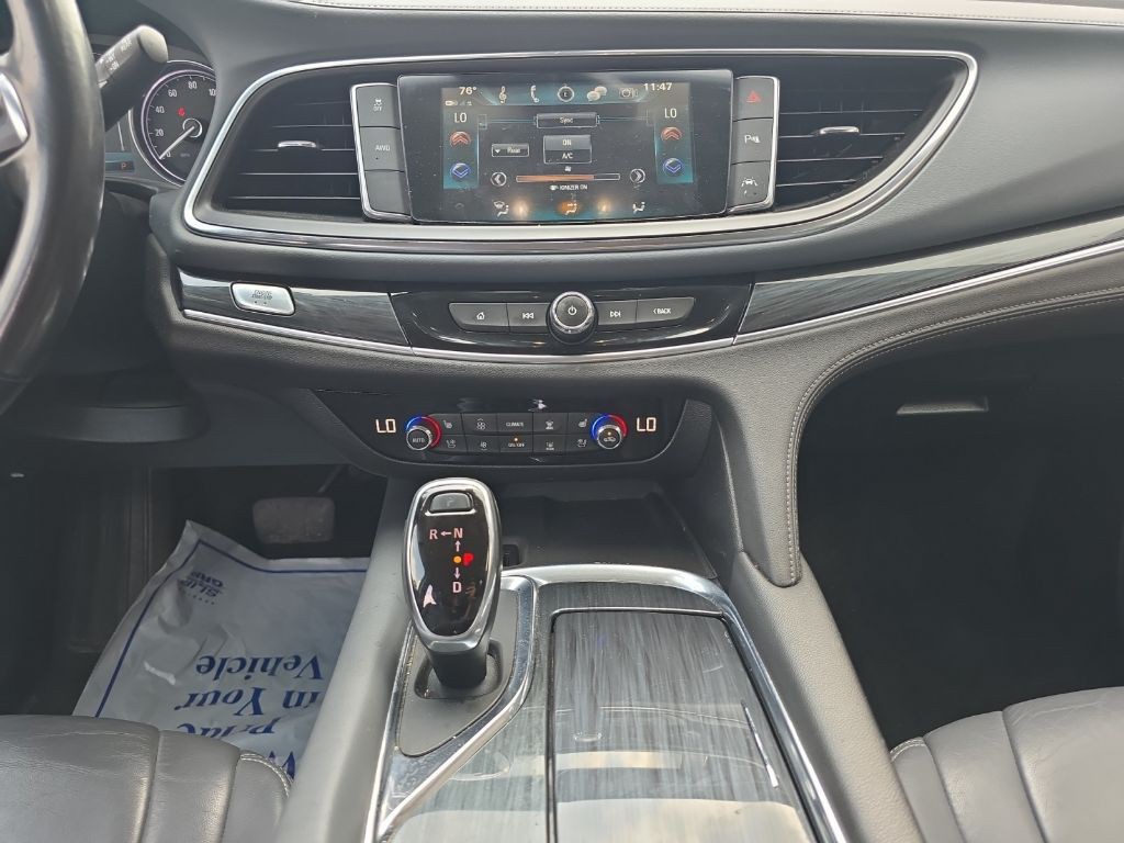 2018 Buick Enclave Image 11