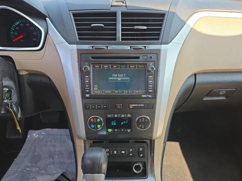 2012 Chevrolet Traverse Image 11