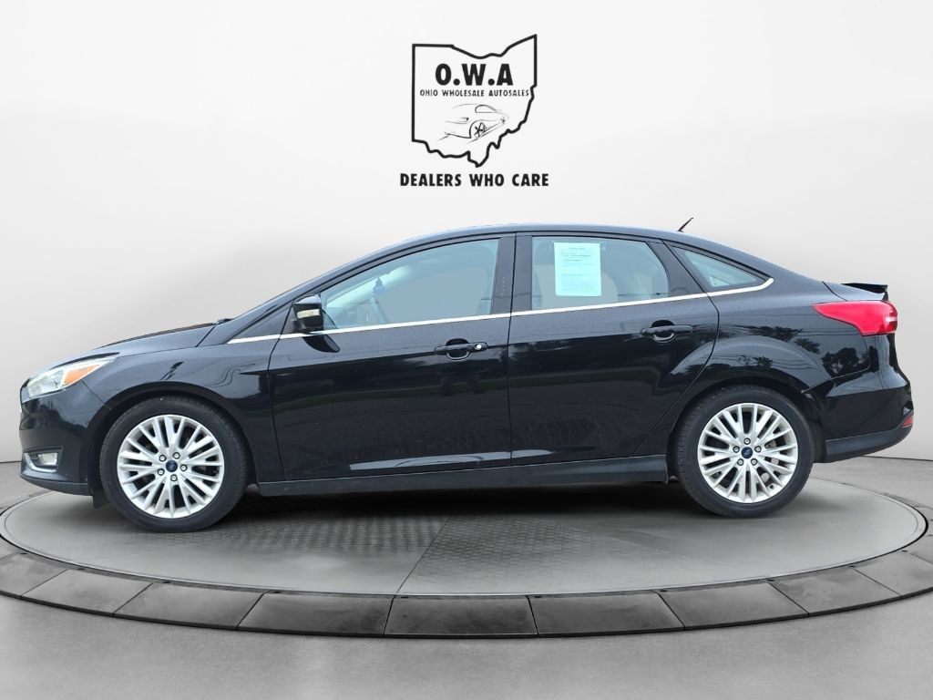 2016 Ford Focus Image 2