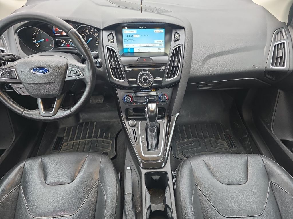 2016 Ford Focus Image 9