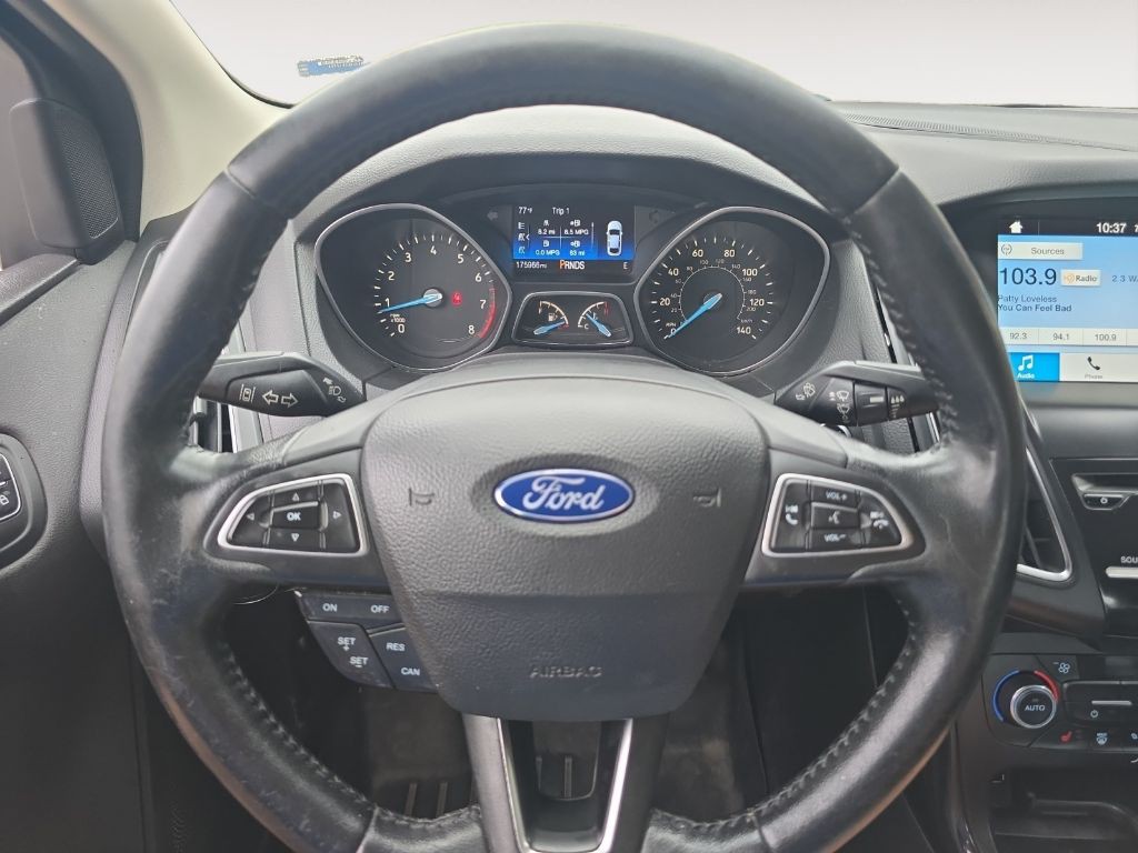 2016 Ford Focus Image 11