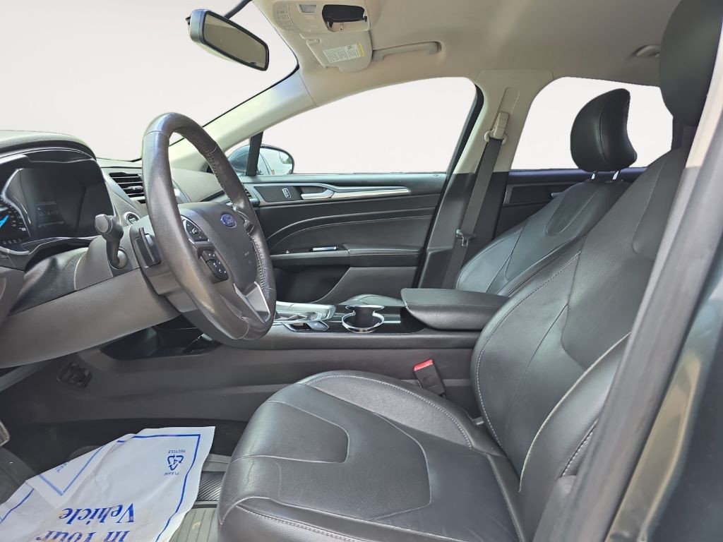 2016 Ford Fusion Image 13