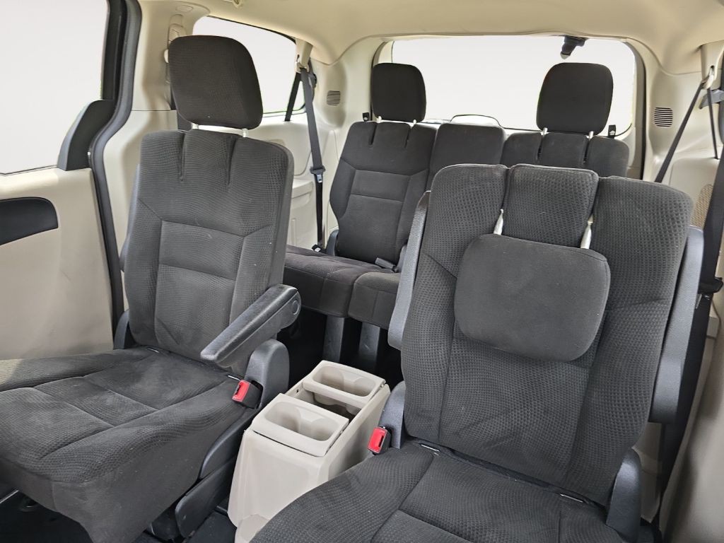 2015 Dodge Grand Caravan Image 13