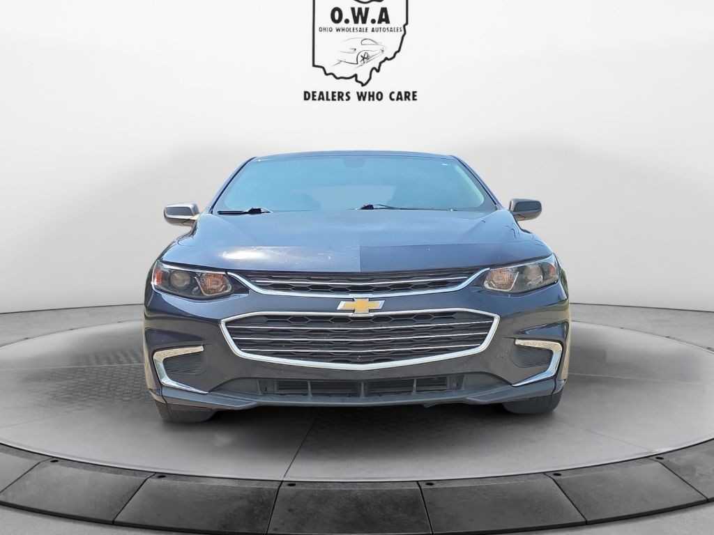 2017 Chevrolet Malibu Image 8