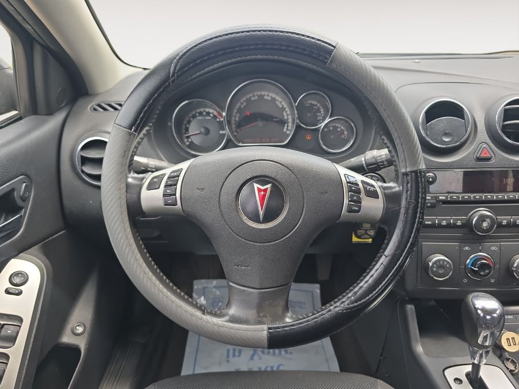 2009 Pontiac G6 Image 11