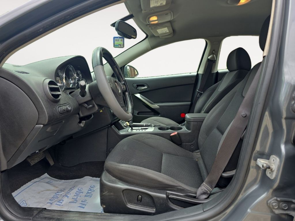 2009 Pontiac G6 Image 12