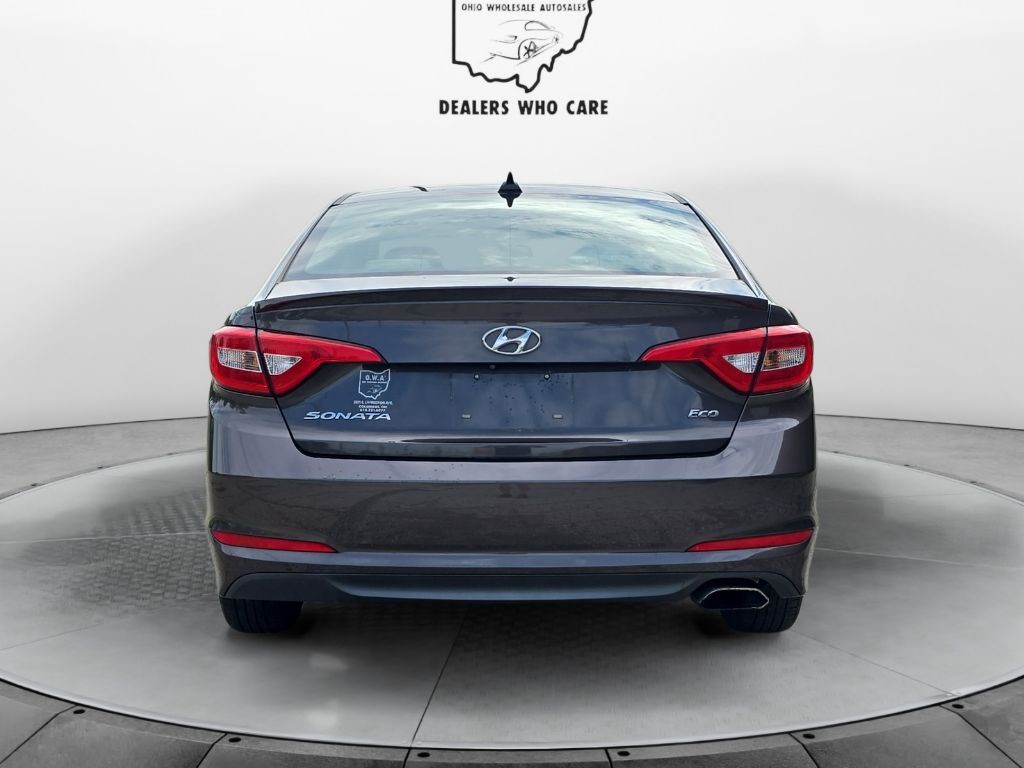 2015 Hyundai Sonata Image 4