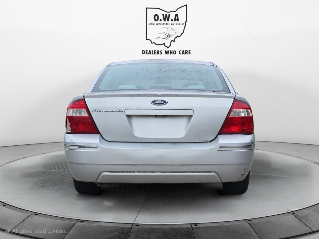 2005 Ford Five Hundred Image 4