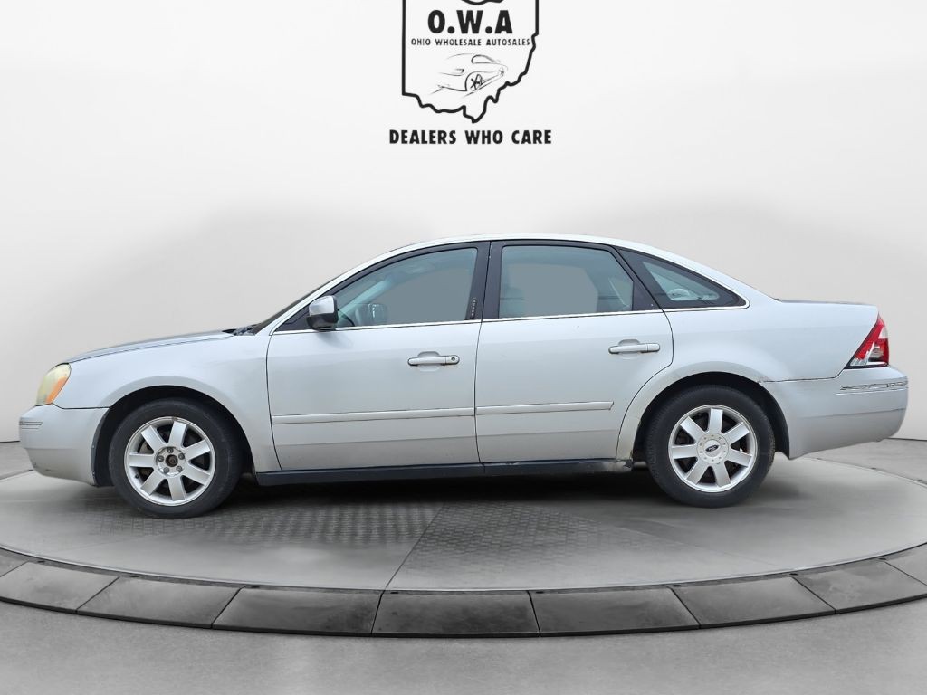 2005 Ford Five Hundred Image 4