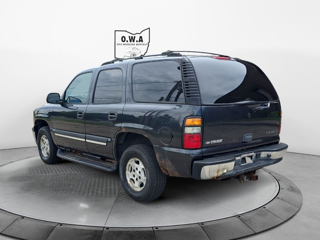 2004 Chevrolet Tahoe Image 3