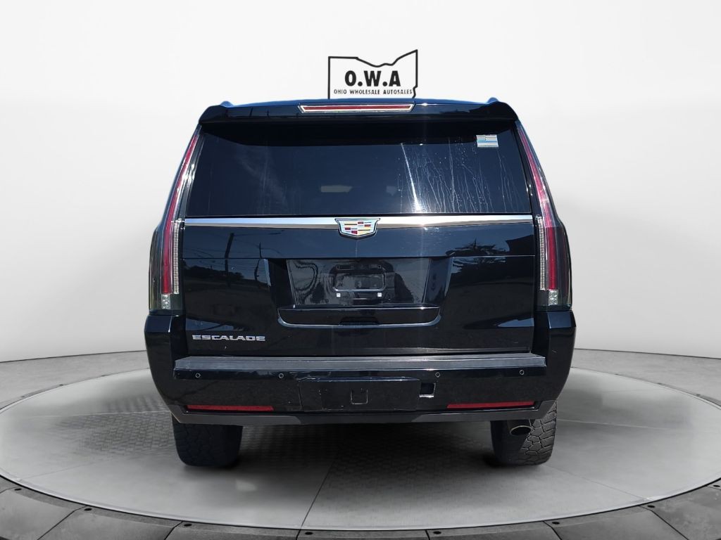 2016 Cadillac Escalade Image 4