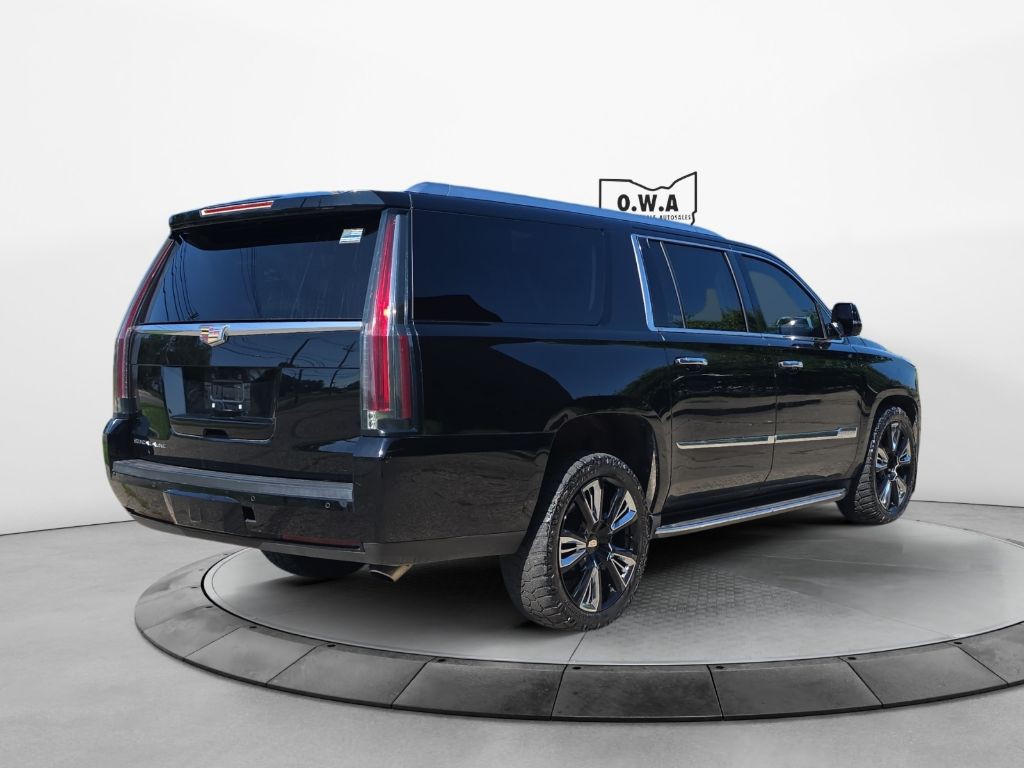 2016 Cadillac Escalade Image 5