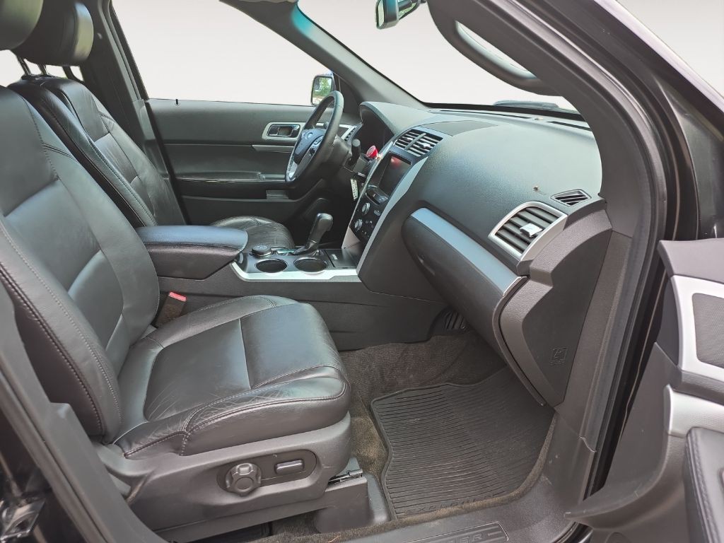 2014 Ford Explorer Image 15