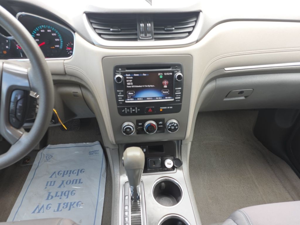2015 Chevrolet Traverse Image 11