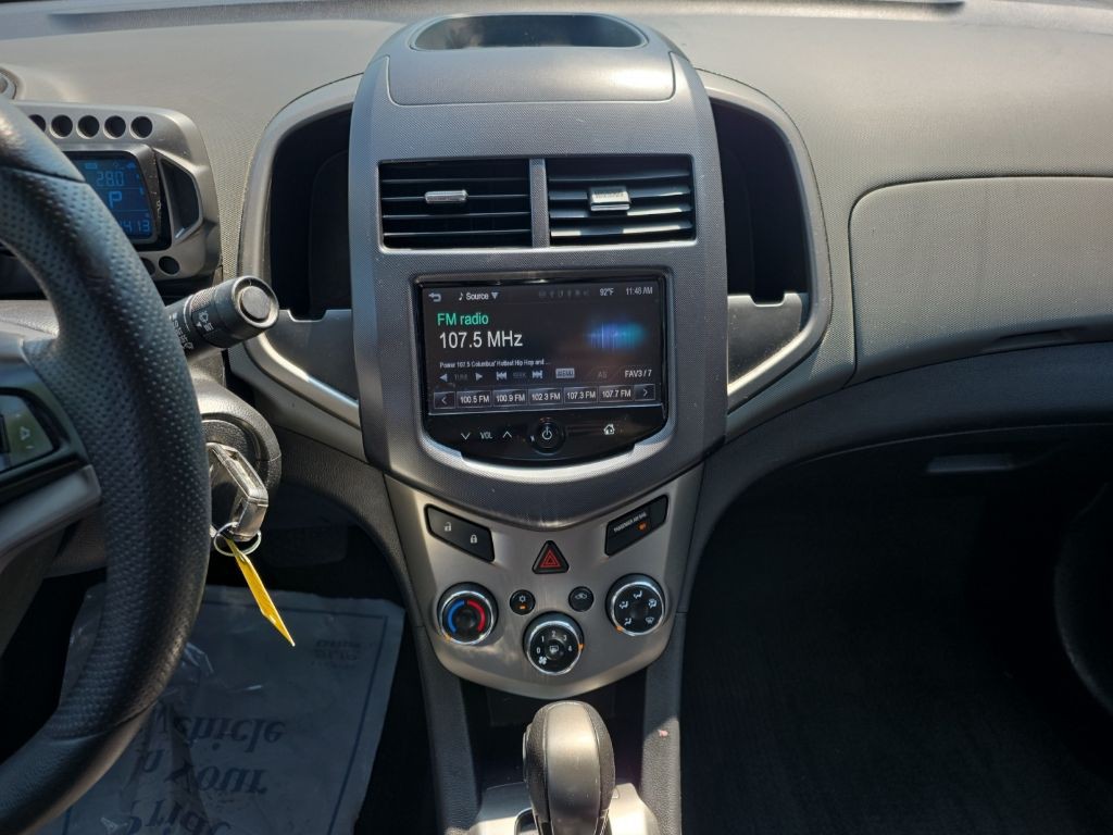2013 Chevrolet Sonic Image 10