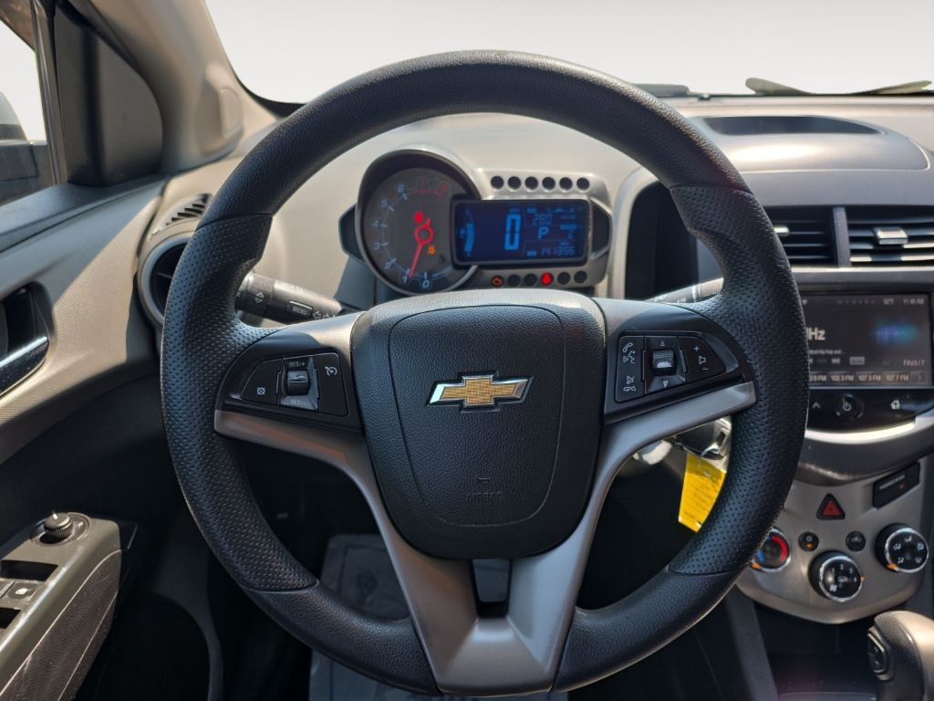 2013 Chevrolet Sonic Image 11