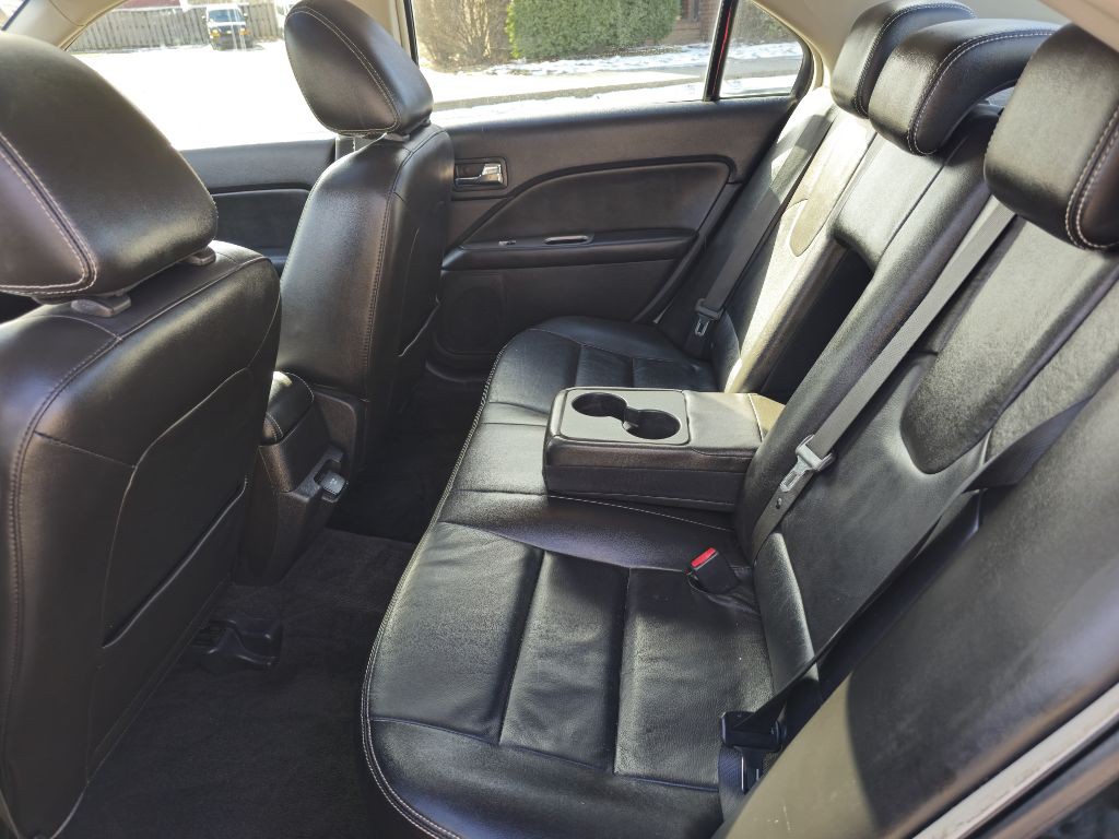2010 Ford Fusion Image 13
