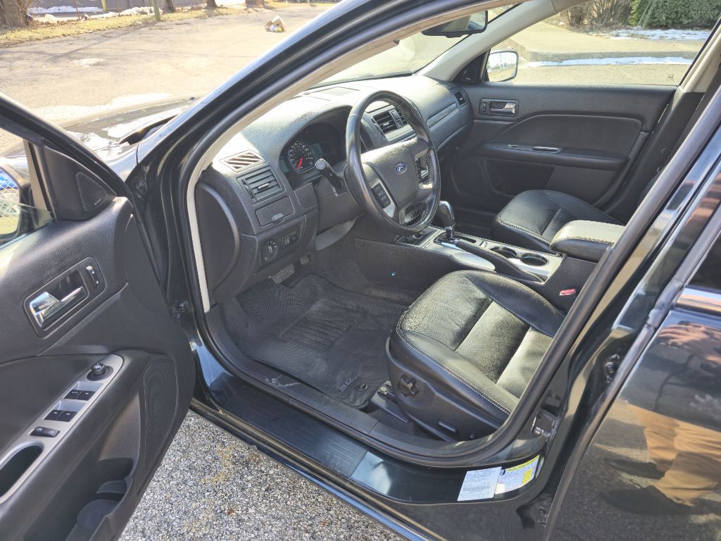 2010 Ford Fusion Image 16