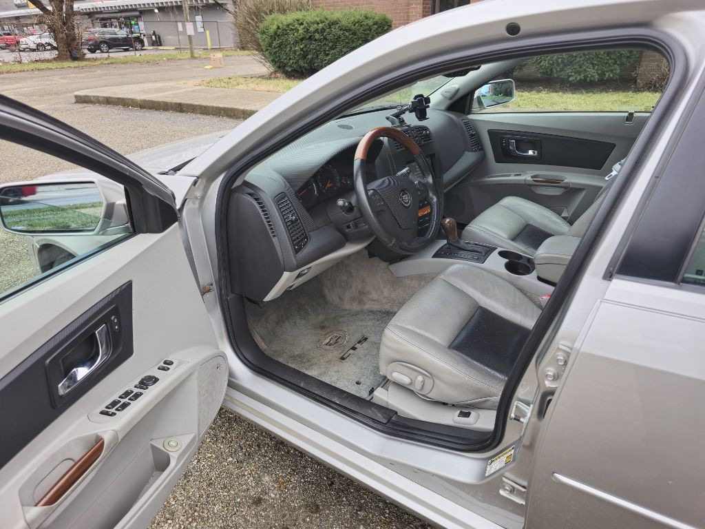2004 Cadillac CTS Image 11