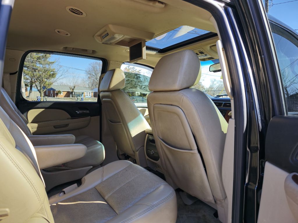 2007 Chevrolet Suburban Image 16