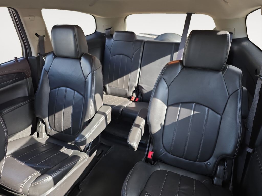 2015 Buick Enclave Image 13
