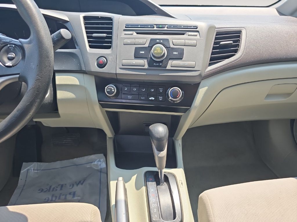 2012 Honda Civic Image 12