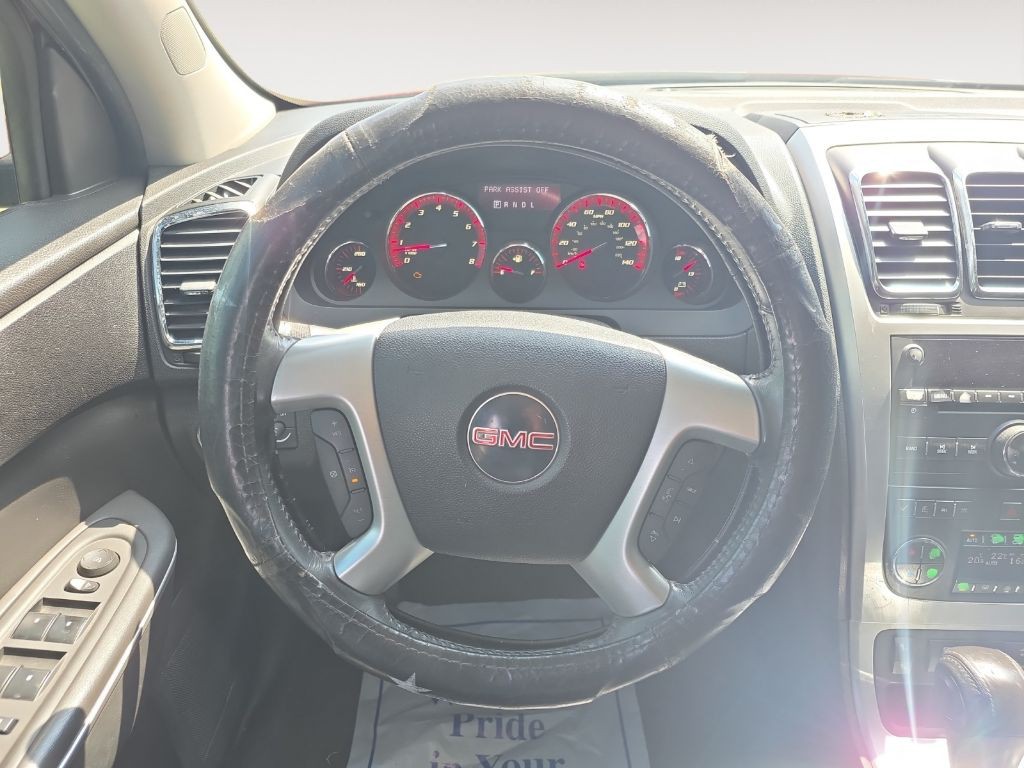 2011 GMC Acadia Image 12