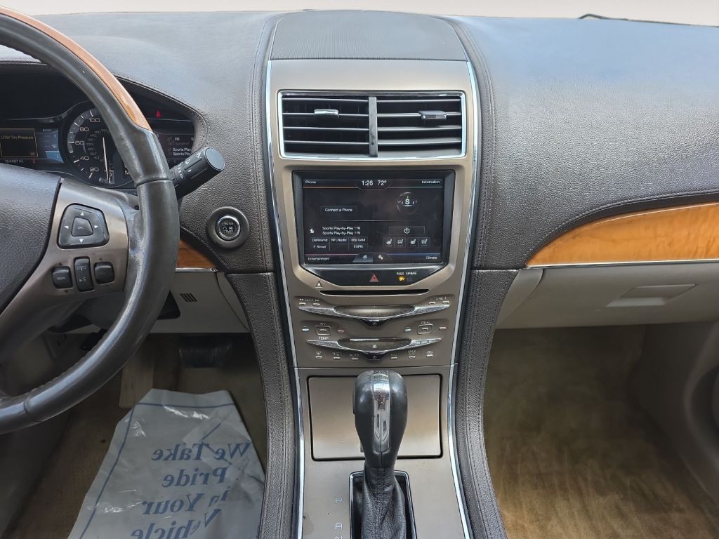 2011 Lincoln MKX Image 10