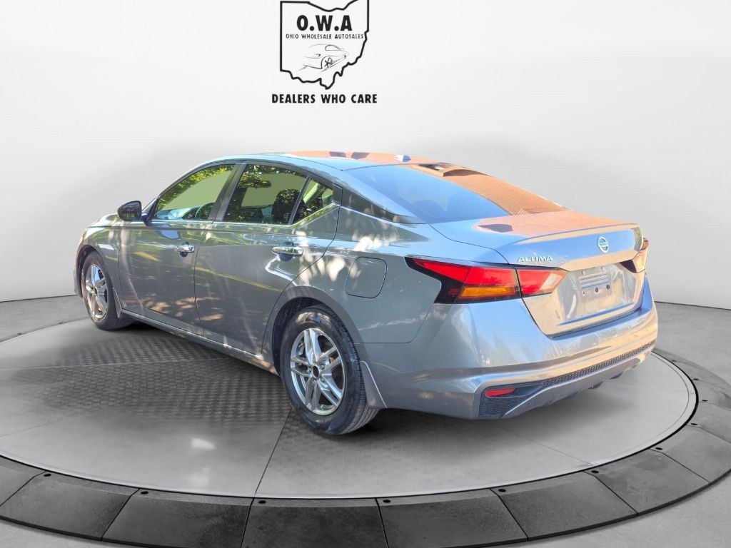 2019 Nissan Altima Image 3