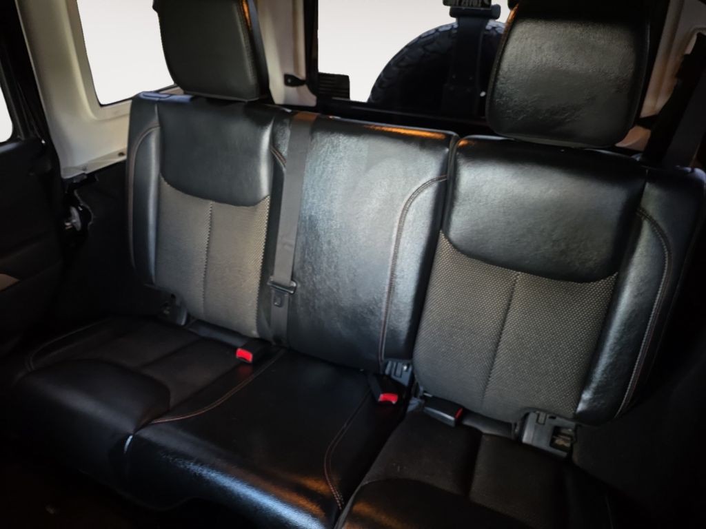 2016 Jeep Wrangler Unlimited Image 13