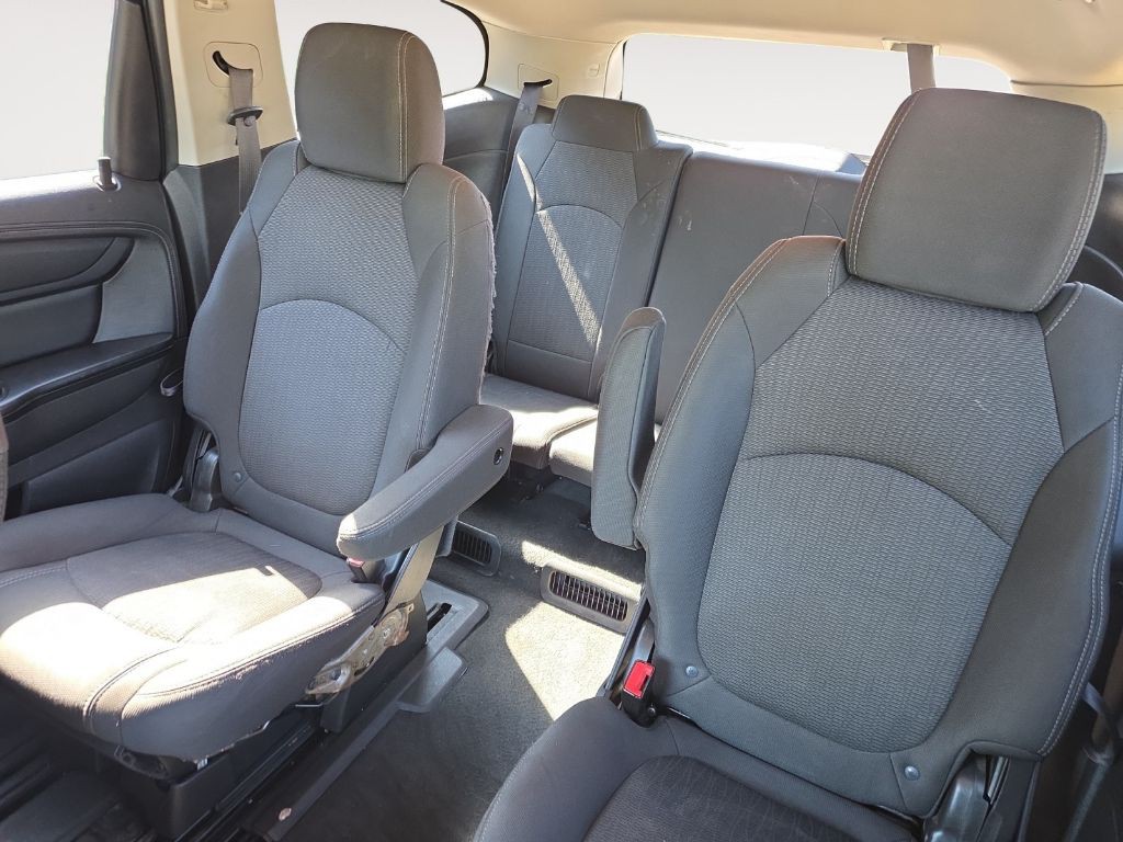 2016 Chevrolet Traverse Image 13